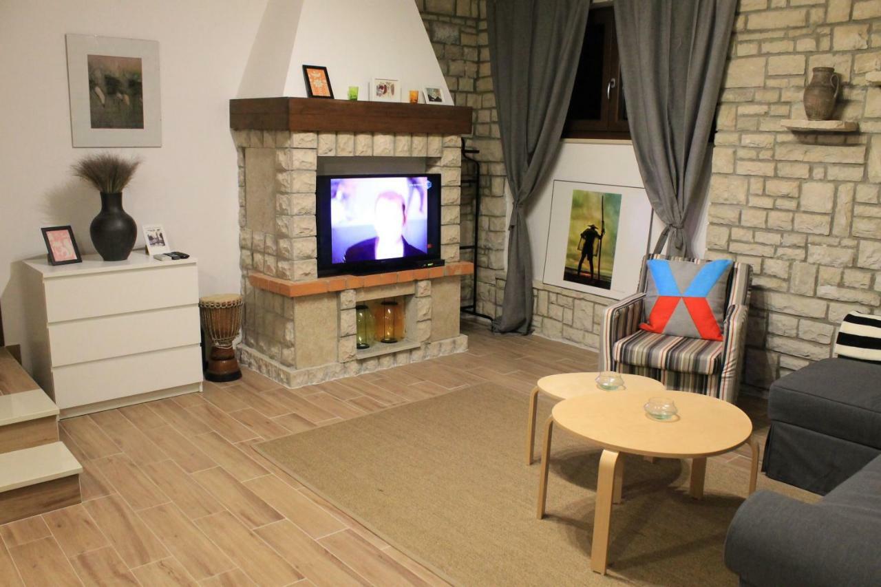 Apartments Dina بولا المظهر الخارجي الصورة