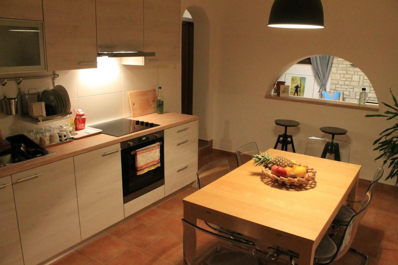 Apartments Dina بولا المظهر الخارجي الصورة