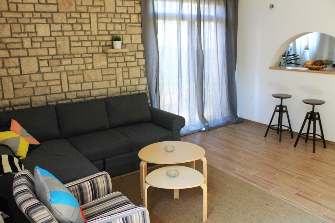 Apartments Dina بولا المظهر الخارجي الصورة