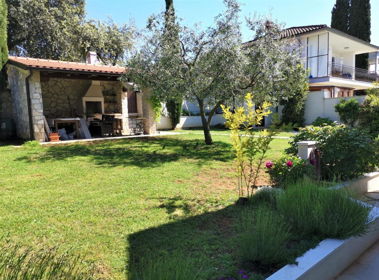 Apartments Dina بولا المظهر الخارجي الصورة